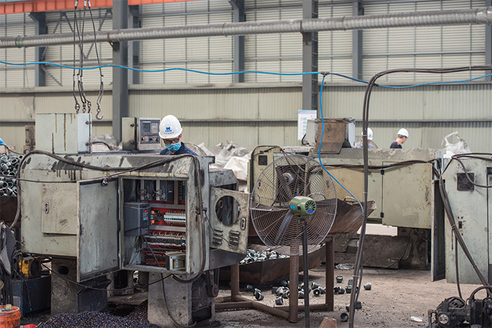 华蓥网架配件-锥头加工车间